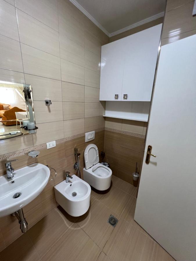 Leo Apartament Дуррес Экстерьер фото