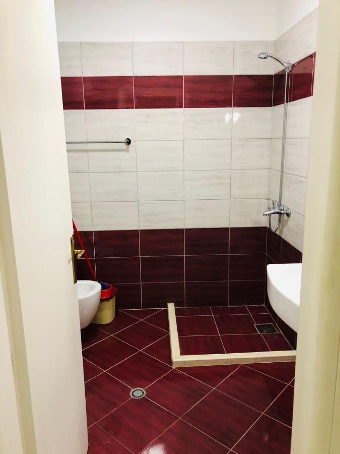 Leo Apartament Дуррес Экстерьер фото