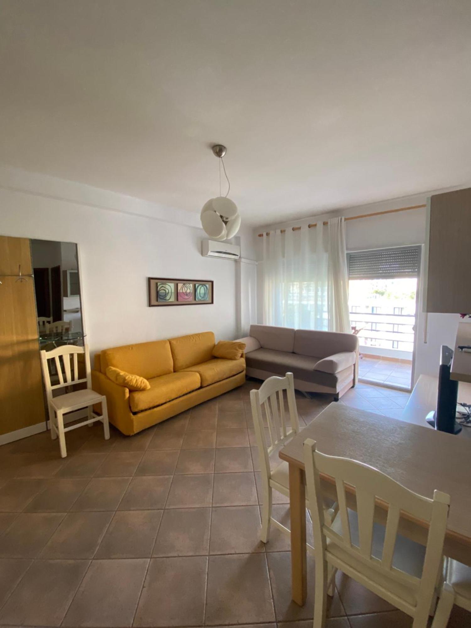 Leo Apartament Дуррес Экстерьер фото