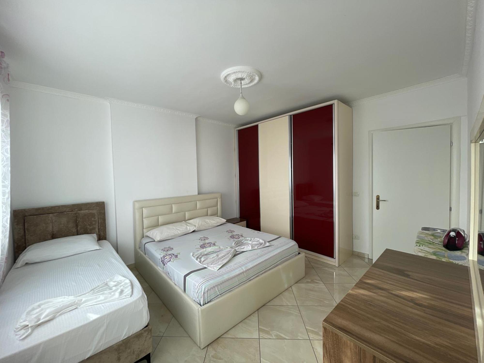 Leo Apartament Дуррес Экстерьер фото