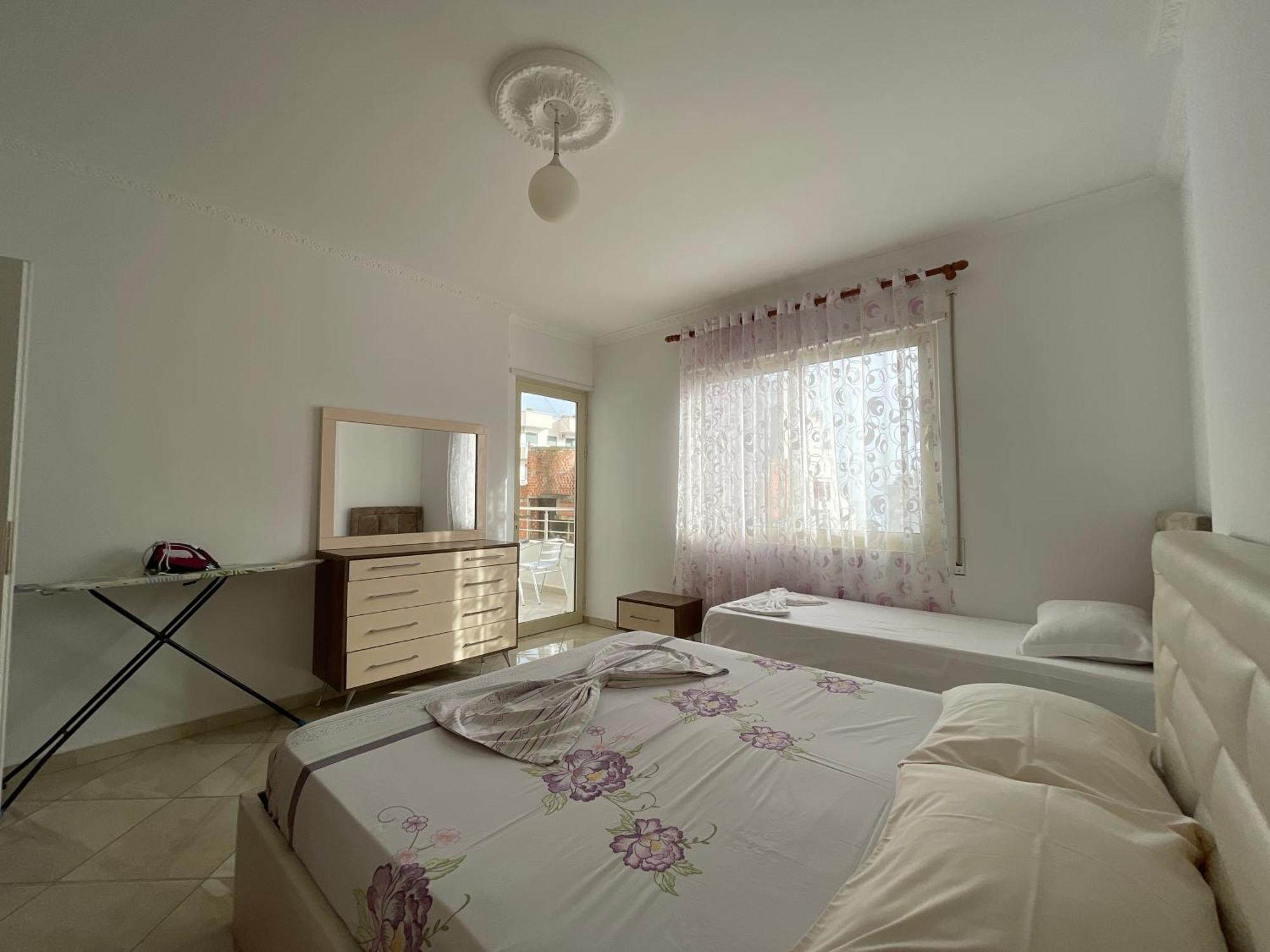 Leo Apartament Дуррес Экстерьер фото